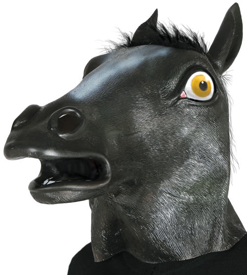 Maska černého koně